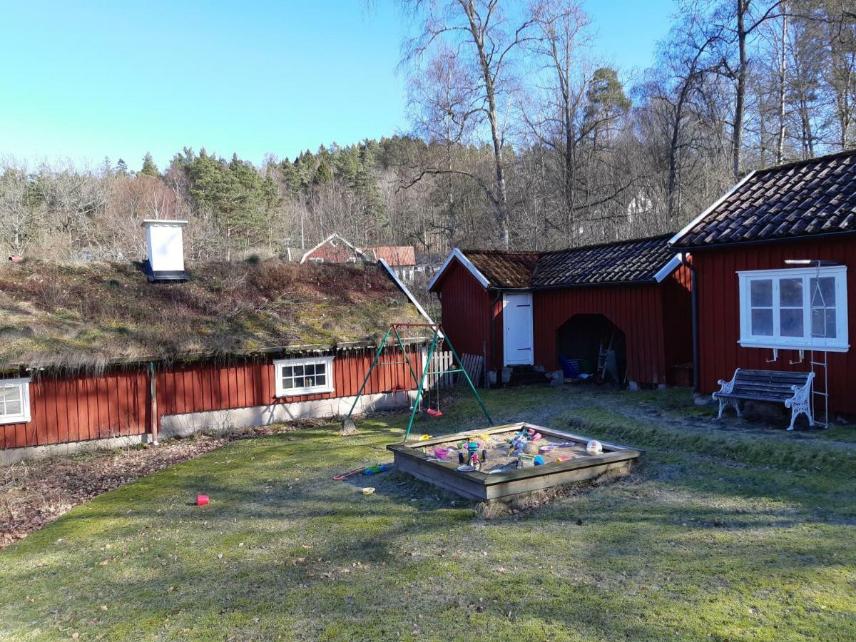 Villa Nedomkull à Alingsås Extérieur photo